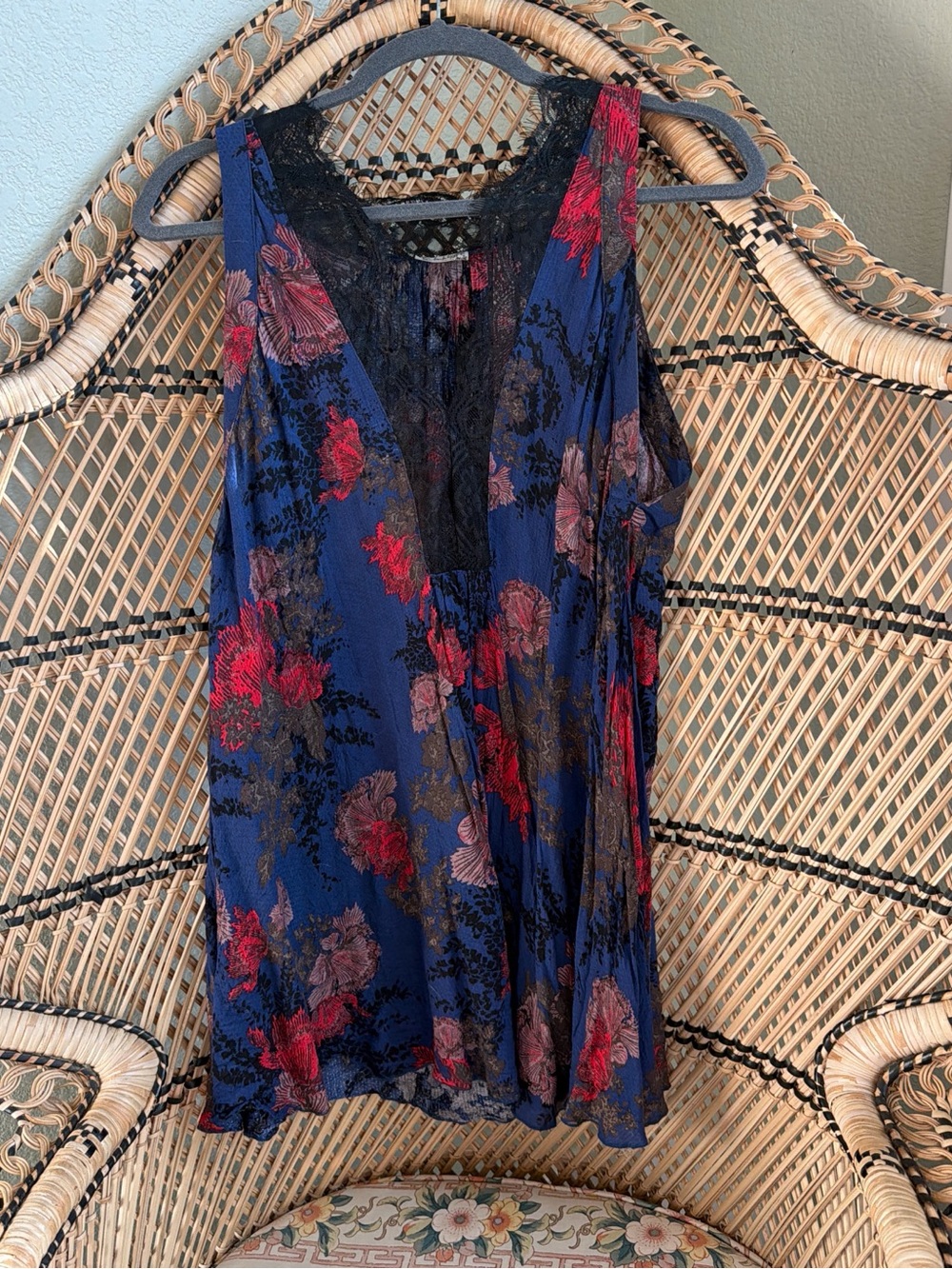 Free People Navy Floral Lace-Trim V-Neck Camisole with Red Roses